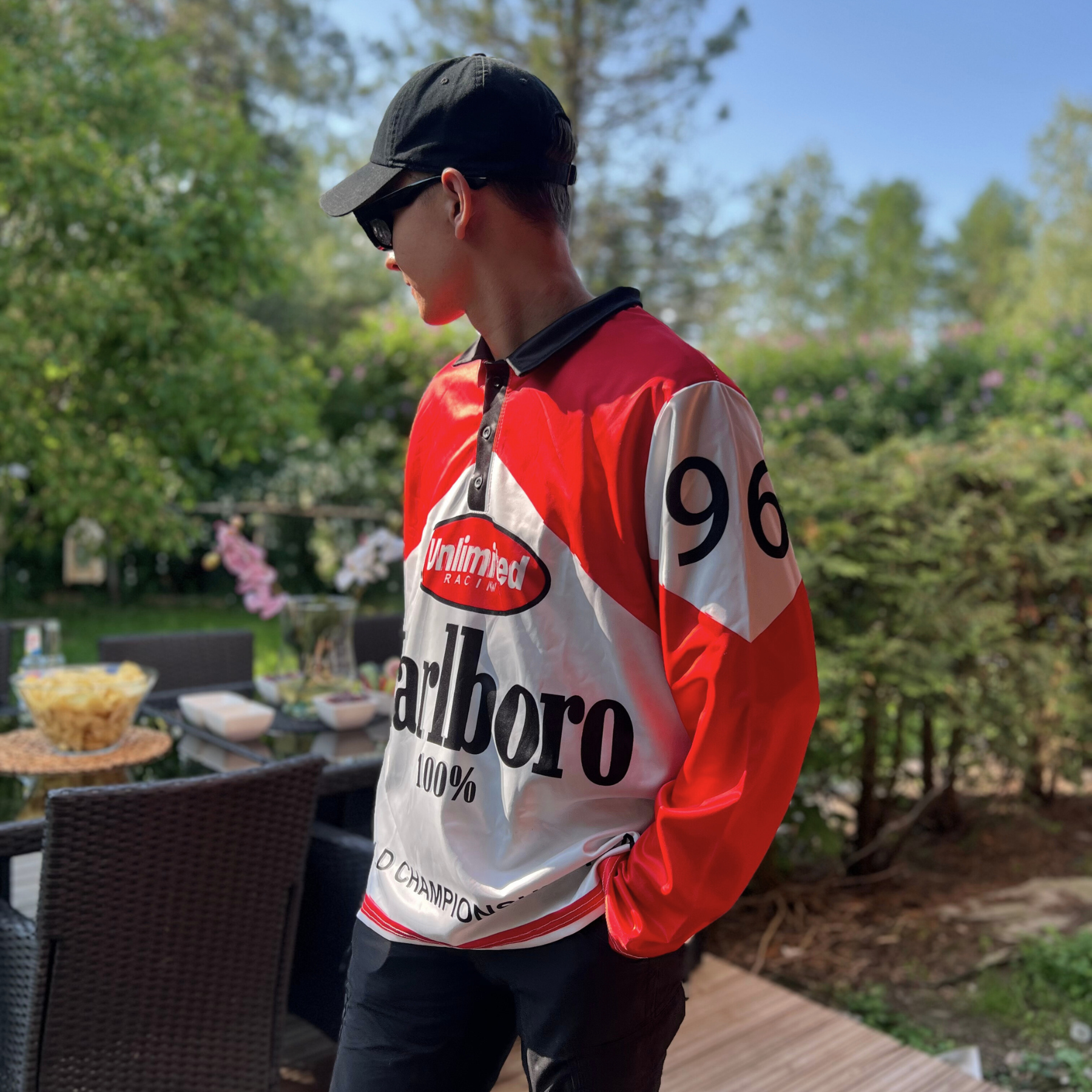 Marlboro Kevyt Kauluspaita